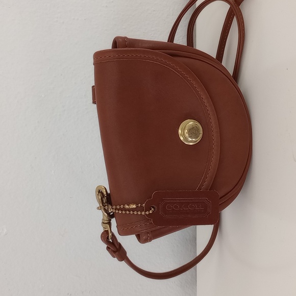 Coach Handbags - Vintage Coach Mini Belt Bag Crossbody 9826 with Spring Lock Closure